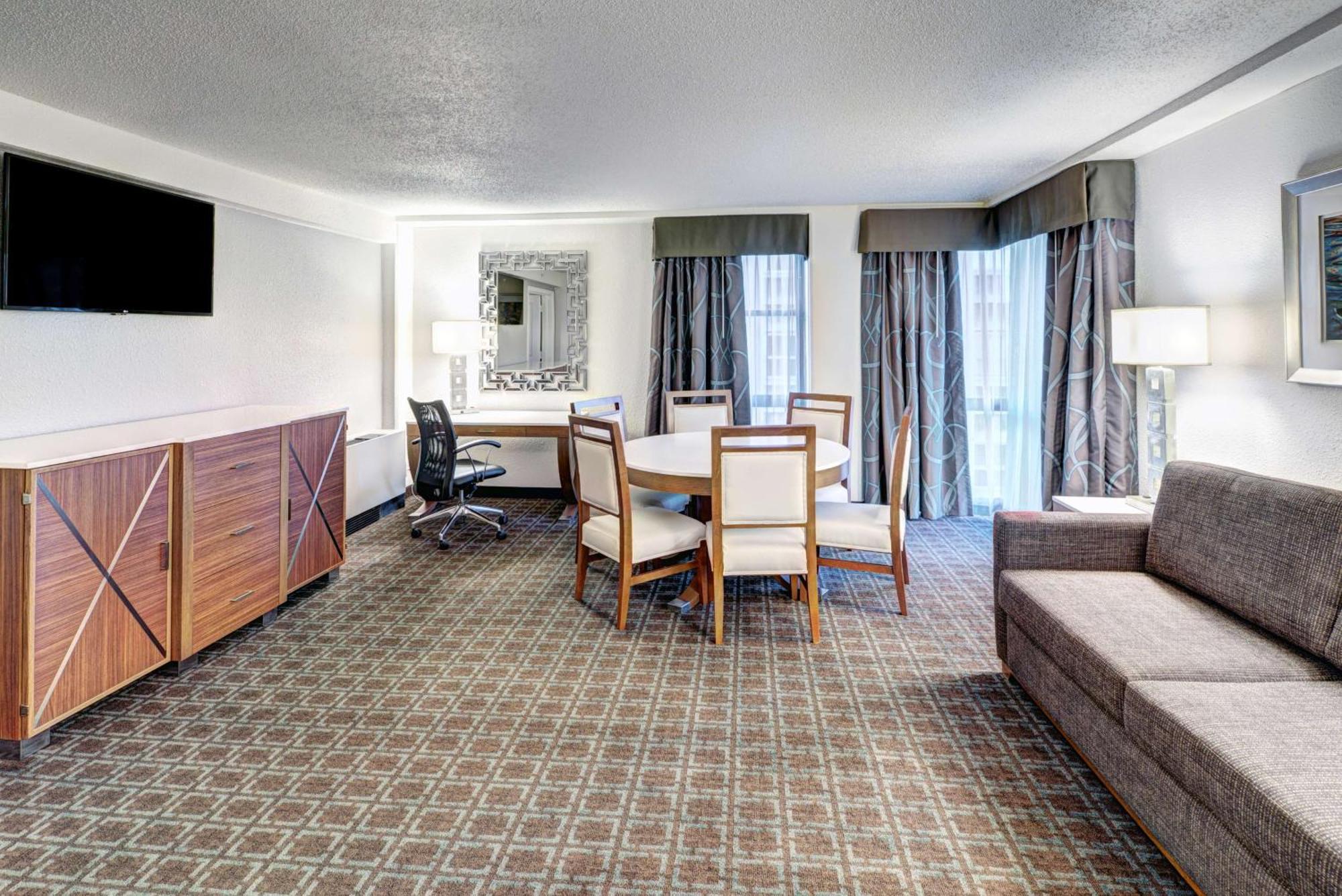 Doubletree By Hilton Milwaukee Downtown Hotell Eksteriør bilde