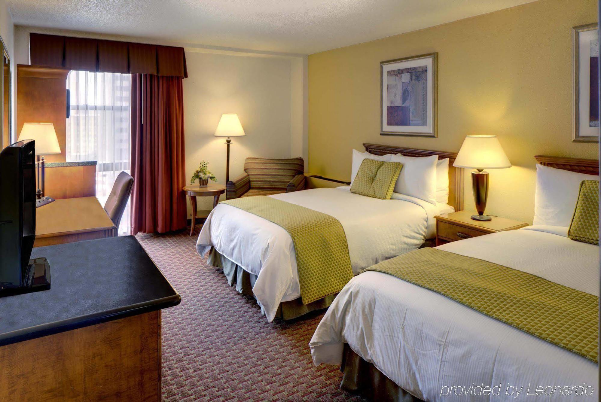 Doubletree By Hilton Milwaukee Downtown Hotell Eksteriør bilde